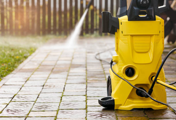 Best Gas Station Cleaning  in Carrabelle, FL